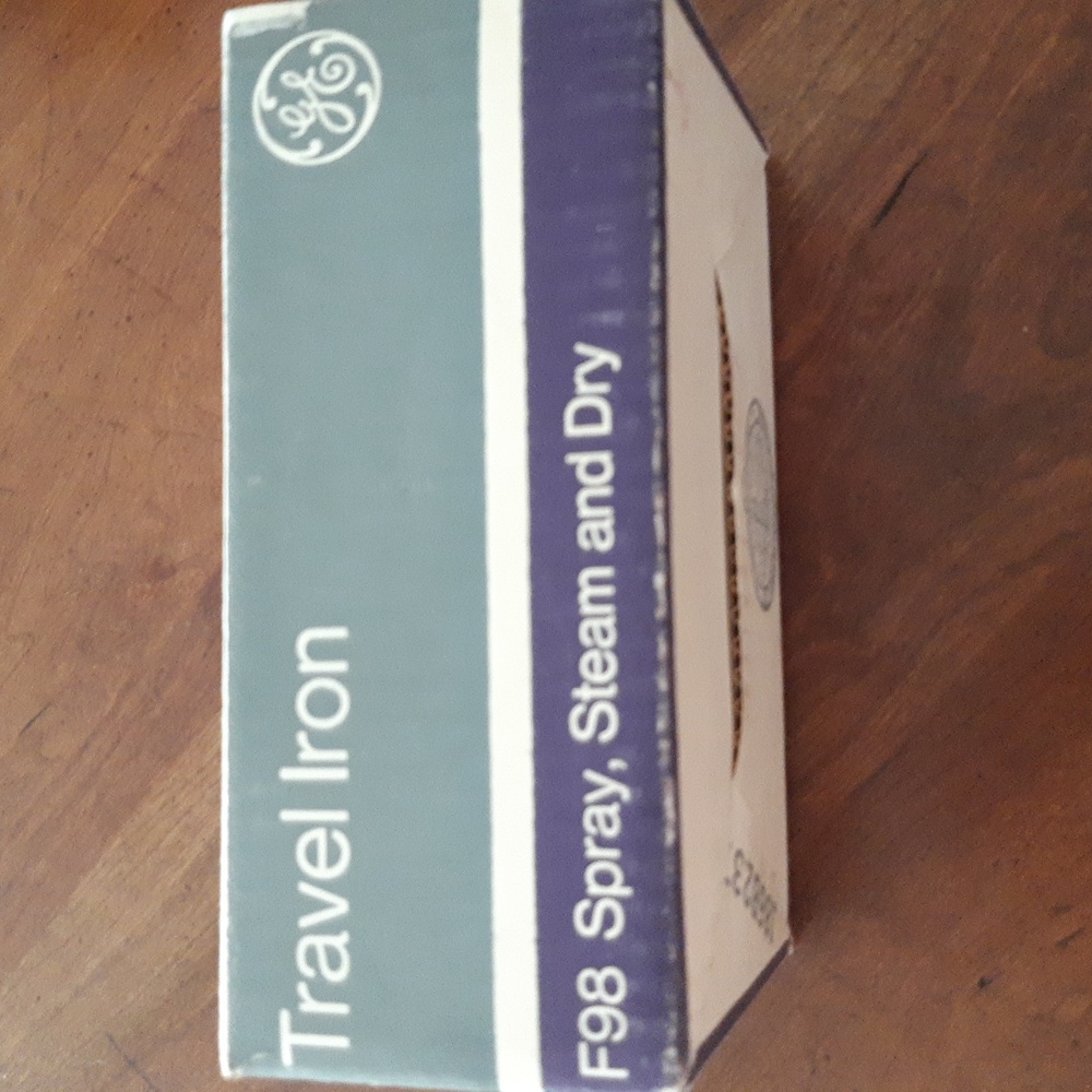 Travel Iron Vintage